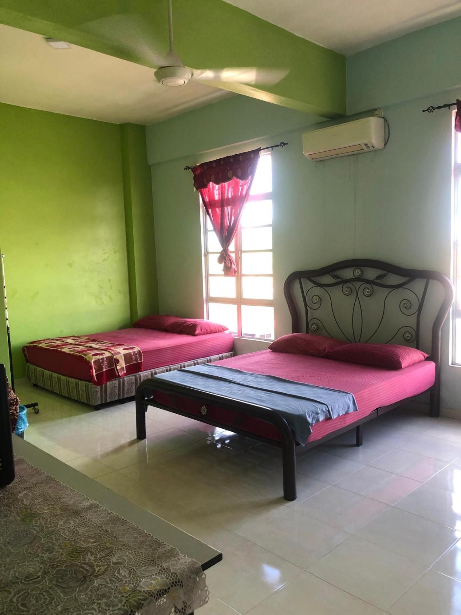 Homestay D'doa Maju *