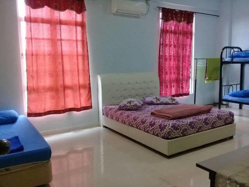 D'doa Maju Homestay *